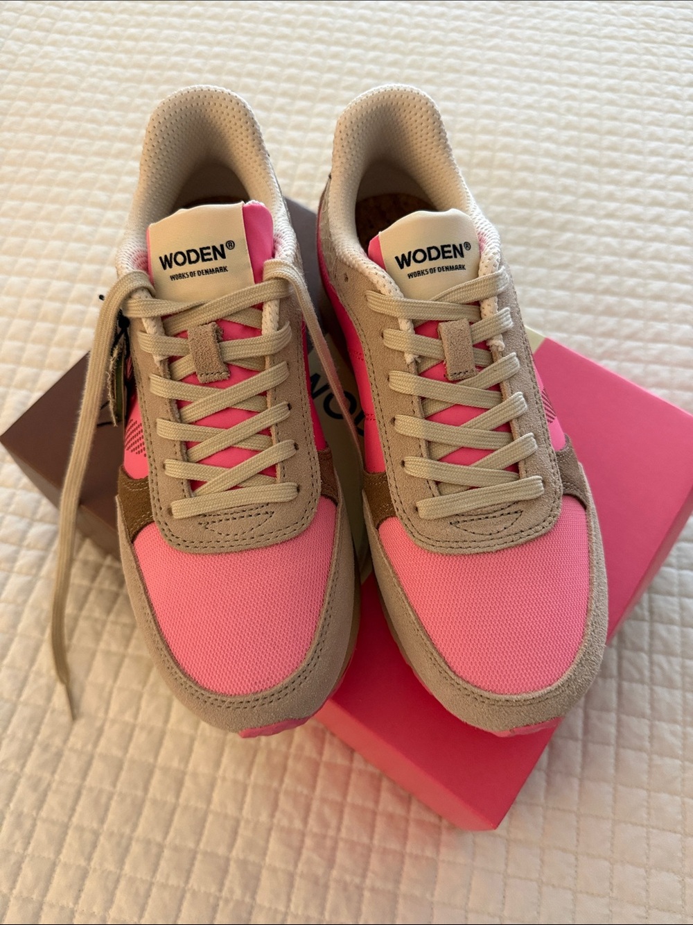 WODEN Women’s Pink & Tan Low-Top Sneaker